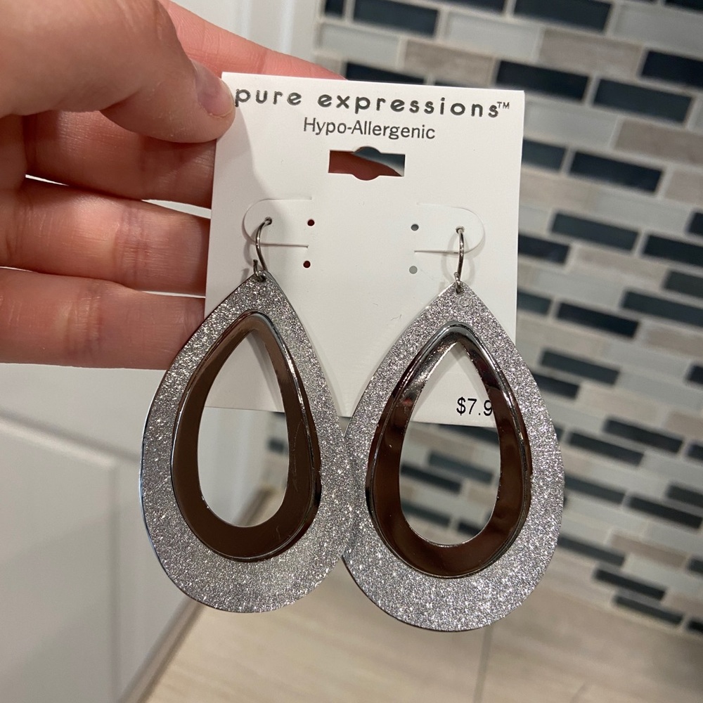 Hypo allergenic earrings